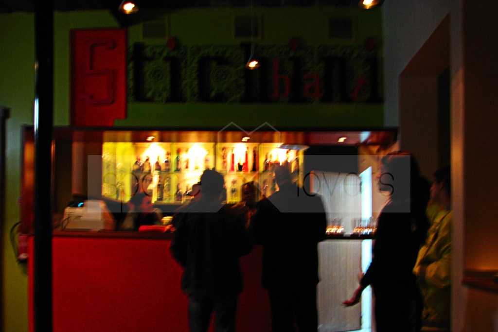 Obra em Setubal Bar Stichini - Luzes do Balcao de atendimento