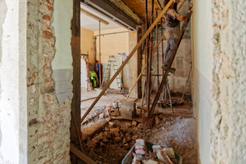 Deve-comprar-ou-remodelar-a-sua-casa