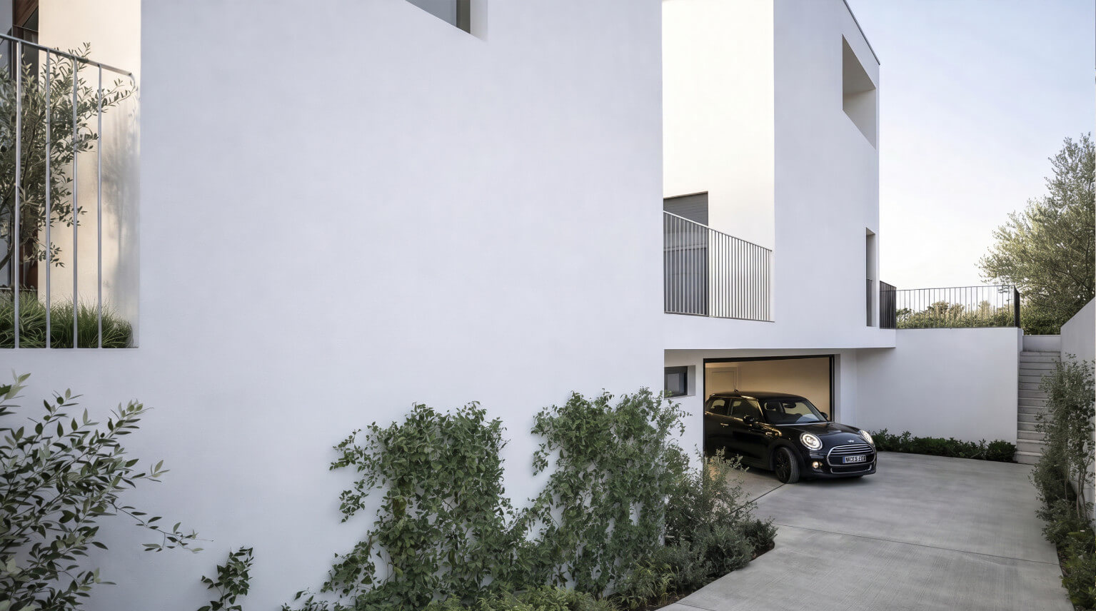 Moradia-em-Albarraque-acesso-a-garagem